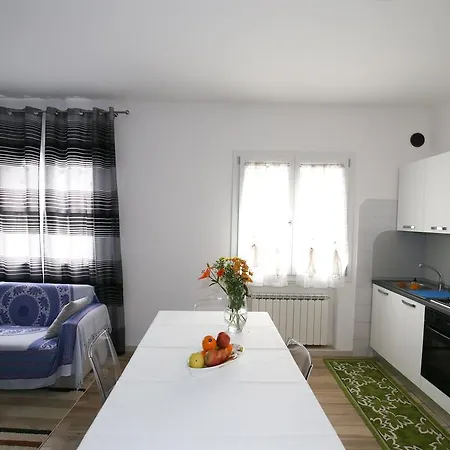 아파트 Venice Loft