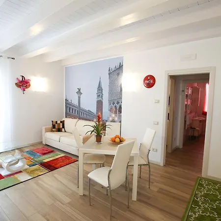 Venice Loft *