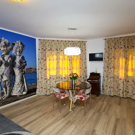 Апартаменты Venice Loft